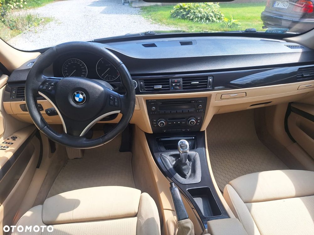 BMW Seria 3 320d - 3
