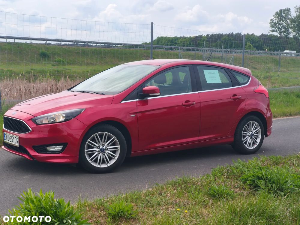 Ford Focus 1.5 EcoBlue Start-Stopp-System ST-LINE DESIGN - 2