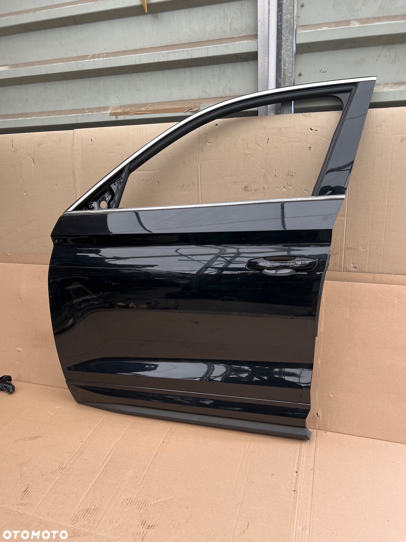 SKODA DODIAQ LIFT PRZEDNIE LEWE DEZWI - 1