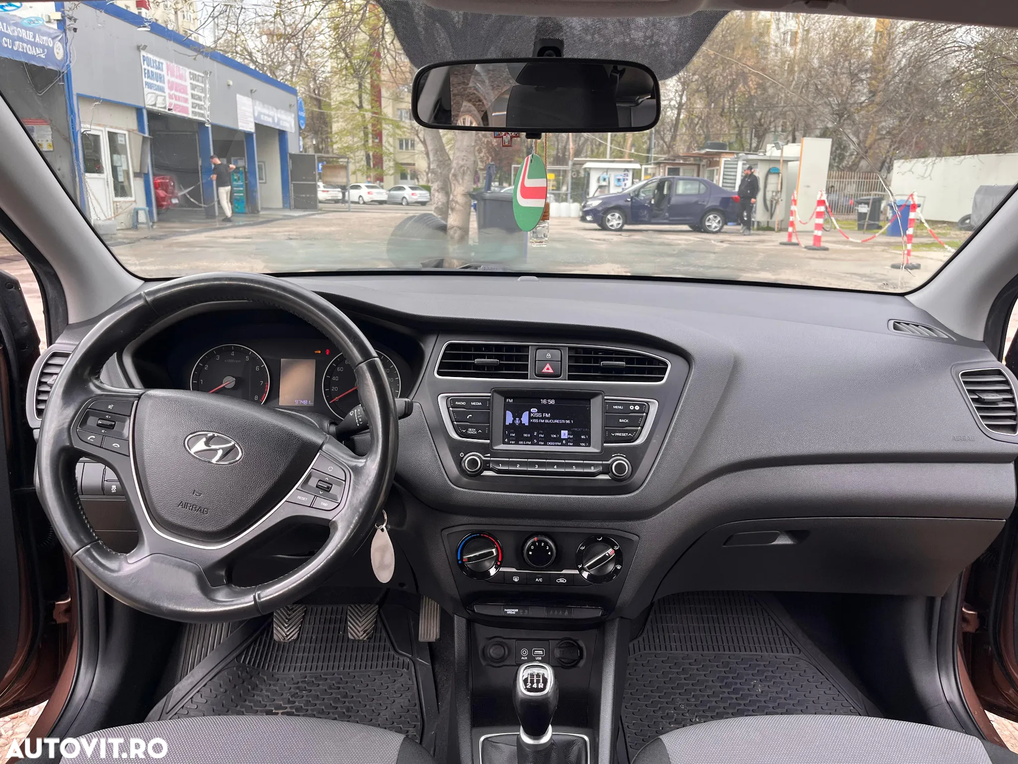 Hyundai i20 1.25 84CP M/T Comfort - 4