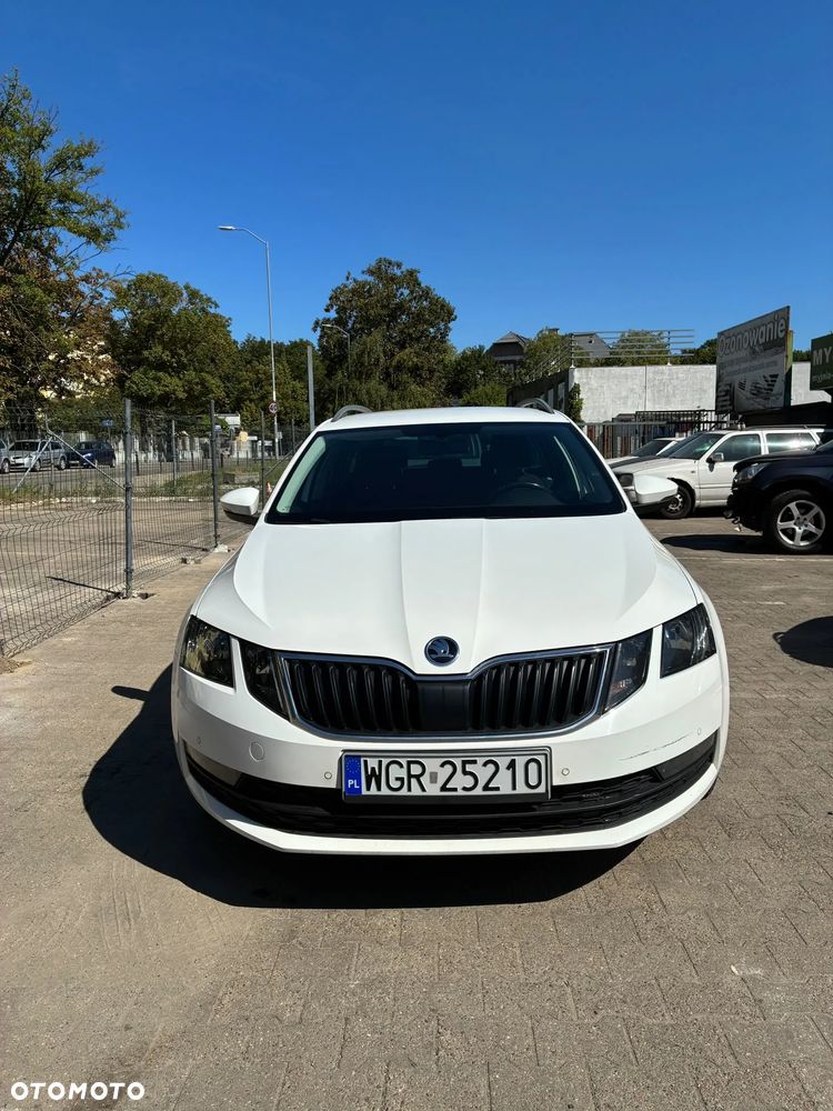 Skoda Octavia 1.6 TDI Ambition - 6