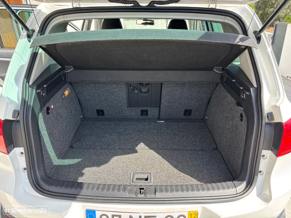 VW Tiguan 2.0 TDi Sport BlueMotion - 20
