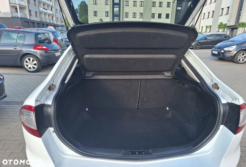 Ford Mondeo 1.6 Trend - 5