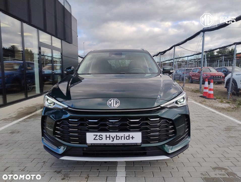 MG ZS Hybrid+ - 11