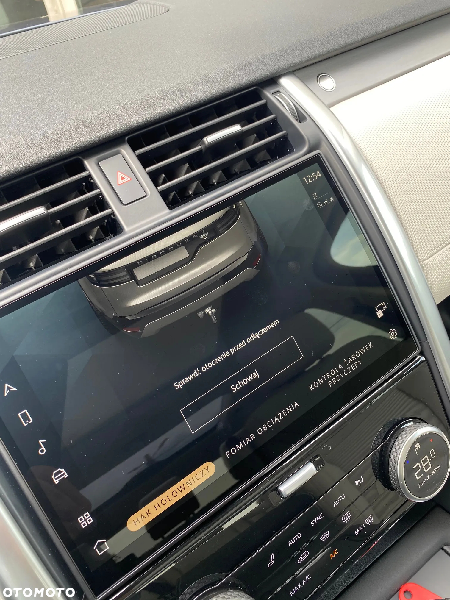 Land Rover Discovery V 3.0 D250 mHEV R-Dynamic SE - 22