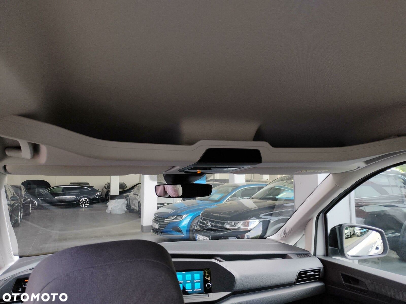 Volkswagen Caddy 2.0 TDI DSG - 25
