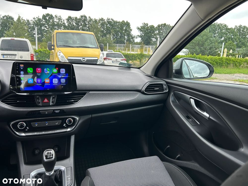 Hyundai i30 1.5 DPI Modern - 13