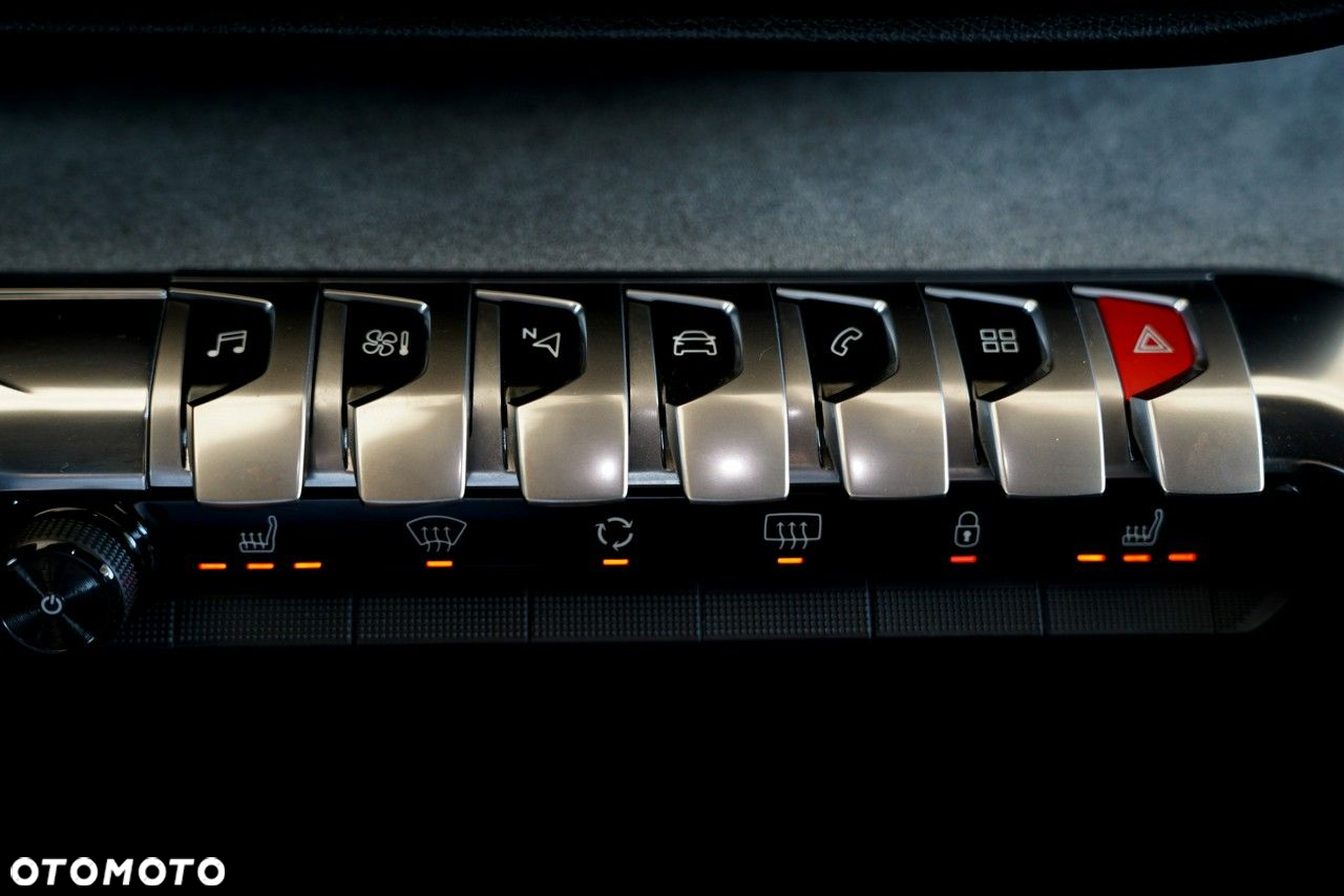 Peugeot 5008 - 25