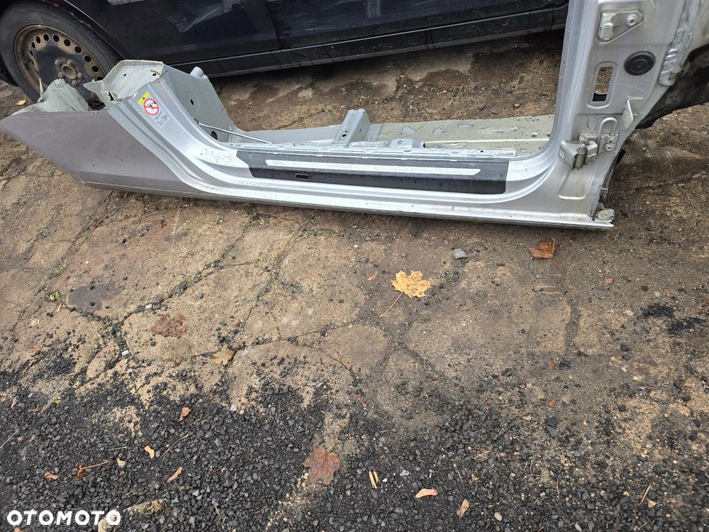 Próg prawy vw eos lift - 2