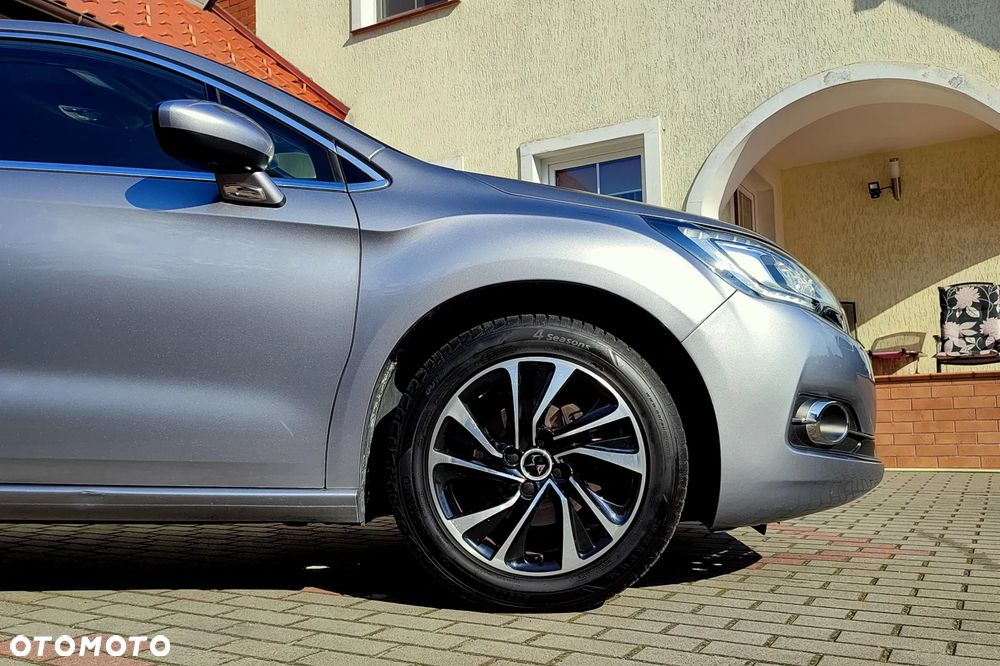 Citroën DS4 PureTech 130 Stop&Start Limited Edition 1955 - 32