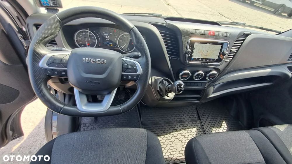Iveco 35S18V Chłodnia Izoterma Furgon Maxi Izolowany Blaszak Krajowy 3l 180KM Ledy Nawigacja - 8