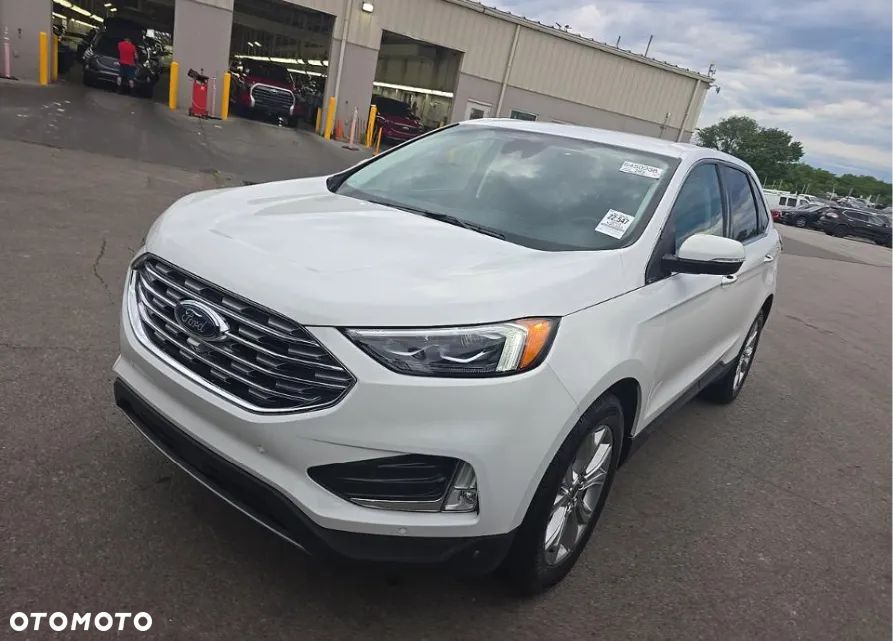 Ford Edge - 2
