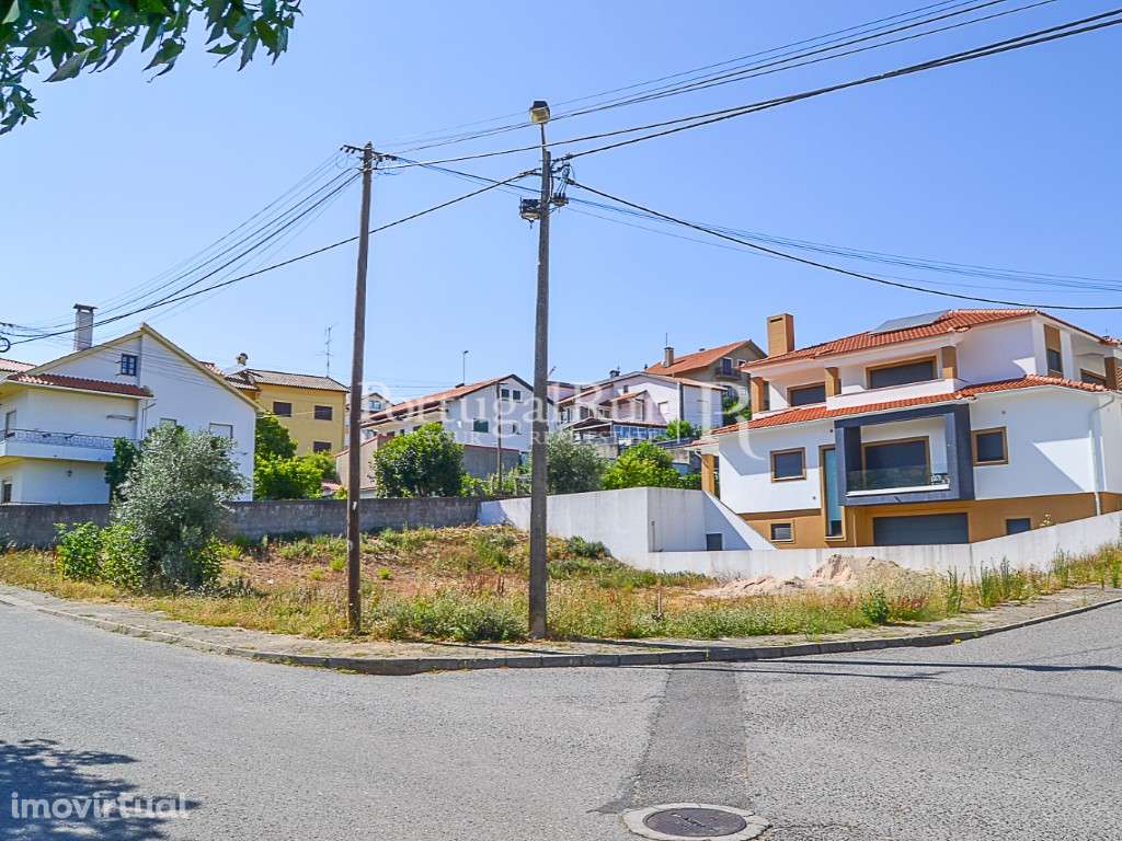 Terreno de 589 m² para construção no centro de Proença-a-Nova - Grande imagem: 5/5