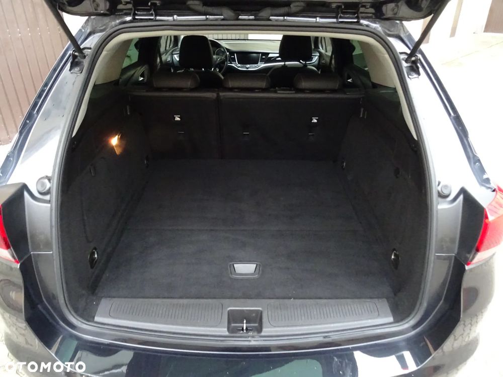 Opel Astra 1.4 Turbo Innovation - 10