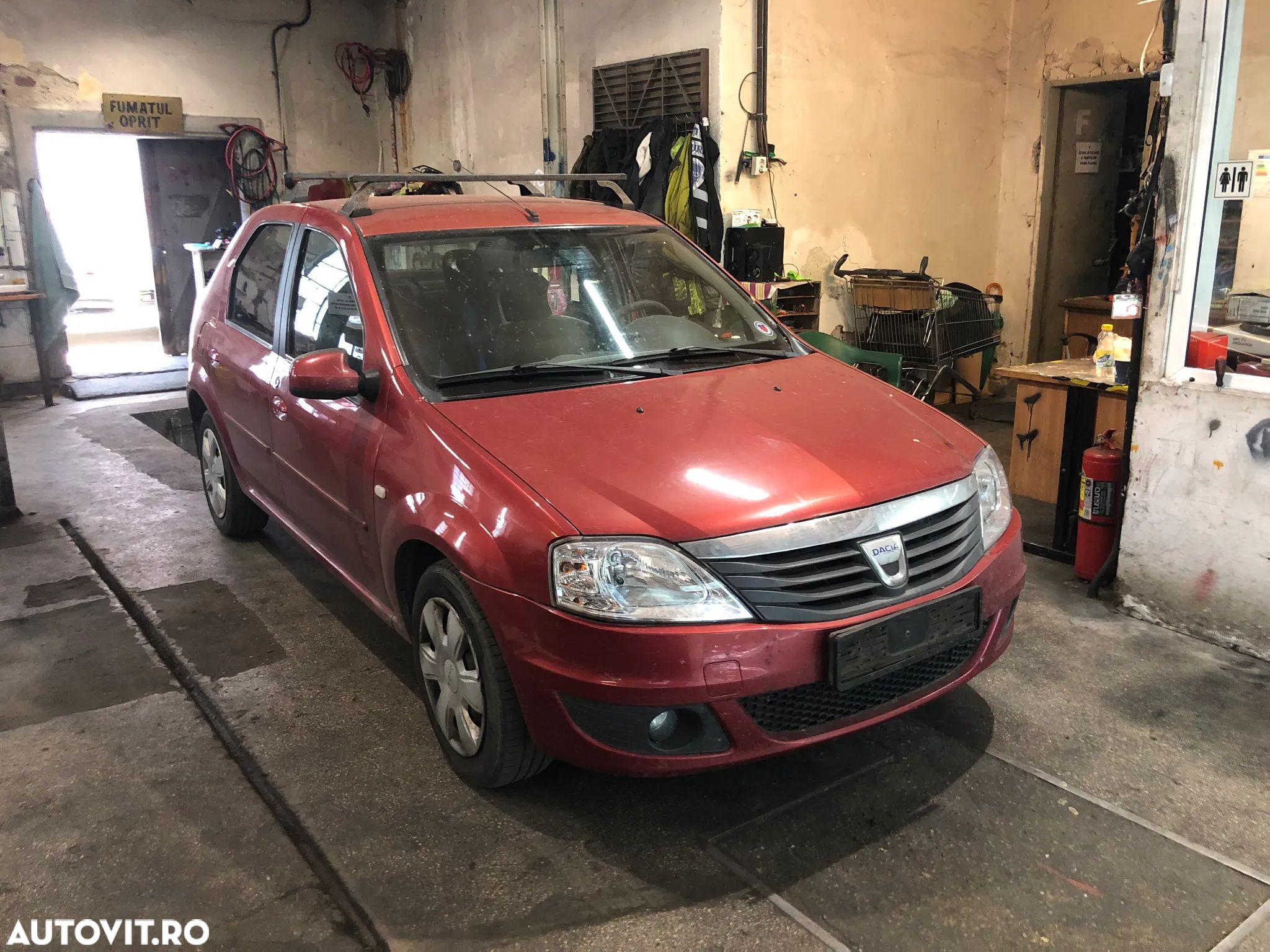 Dezmembrez Dacia Logan 1 PH2 facelift 2011 1.6 16v benzina maro visiniu - 1