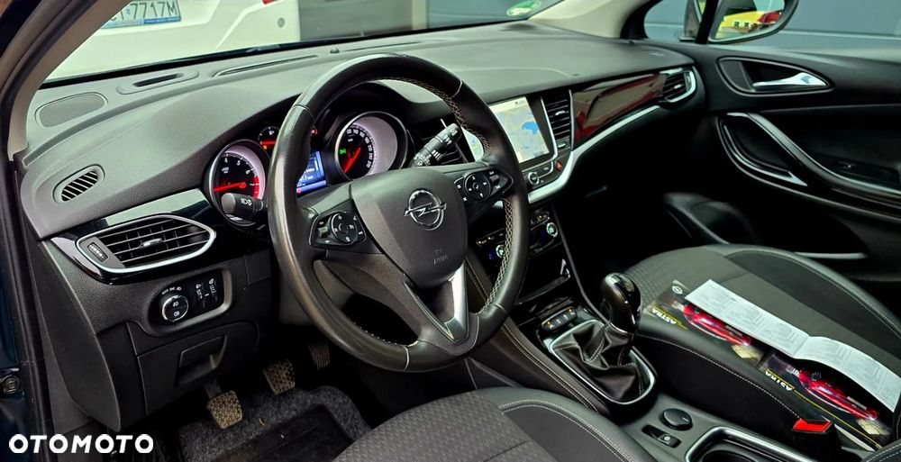 Opel Astra 1.4 Turbo Innovation - 33