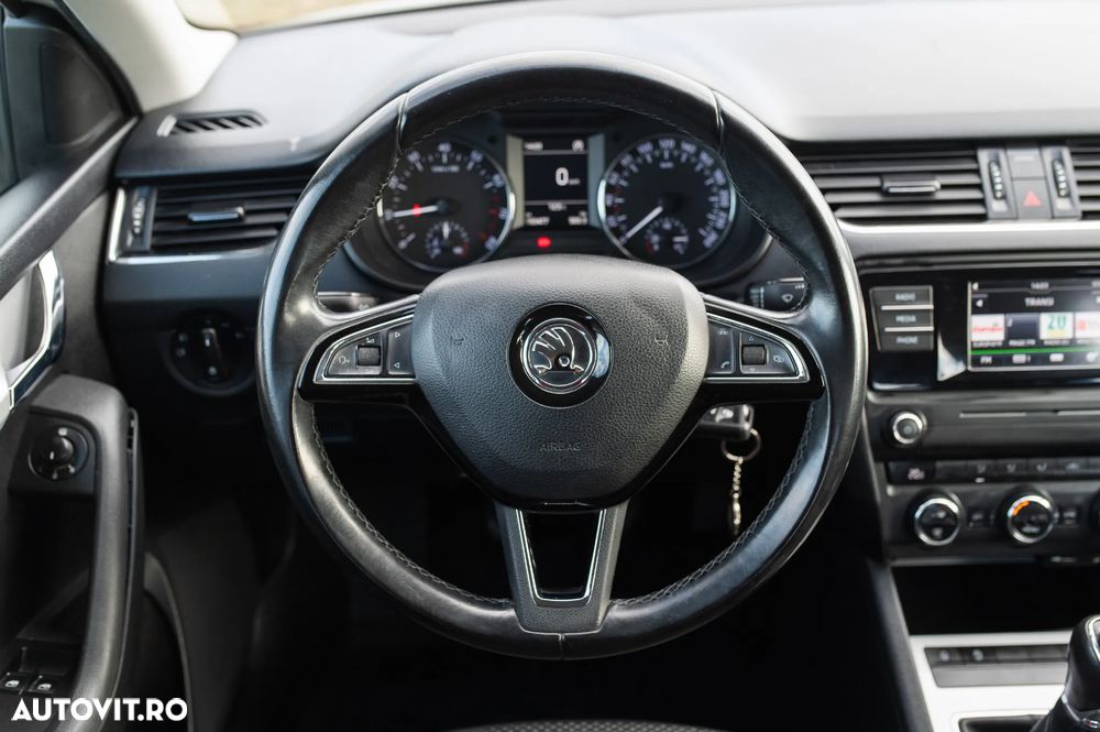 Skoda Octavia - 7