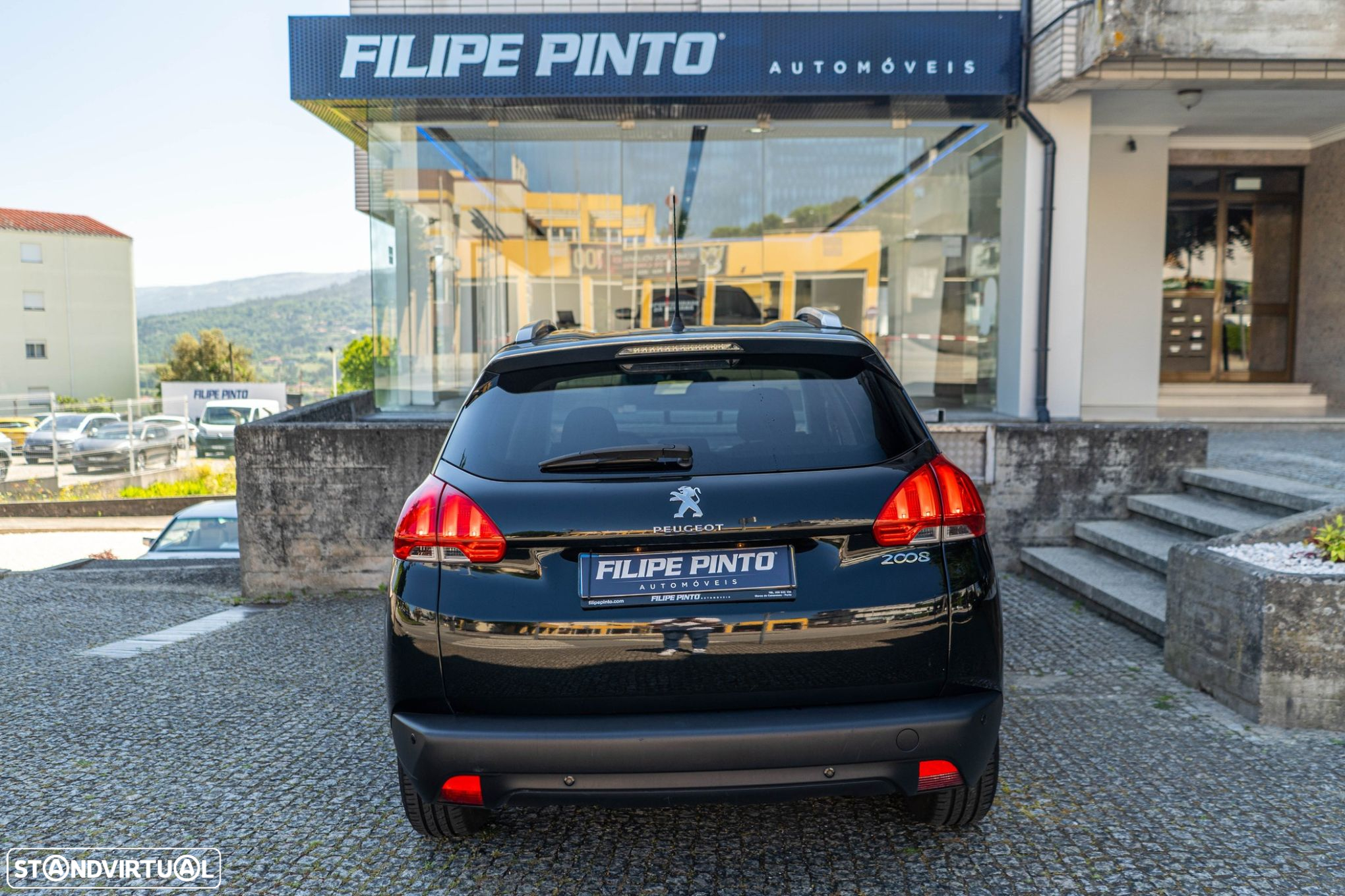 Peugeot 2008 1.2 PureTech Style - 6