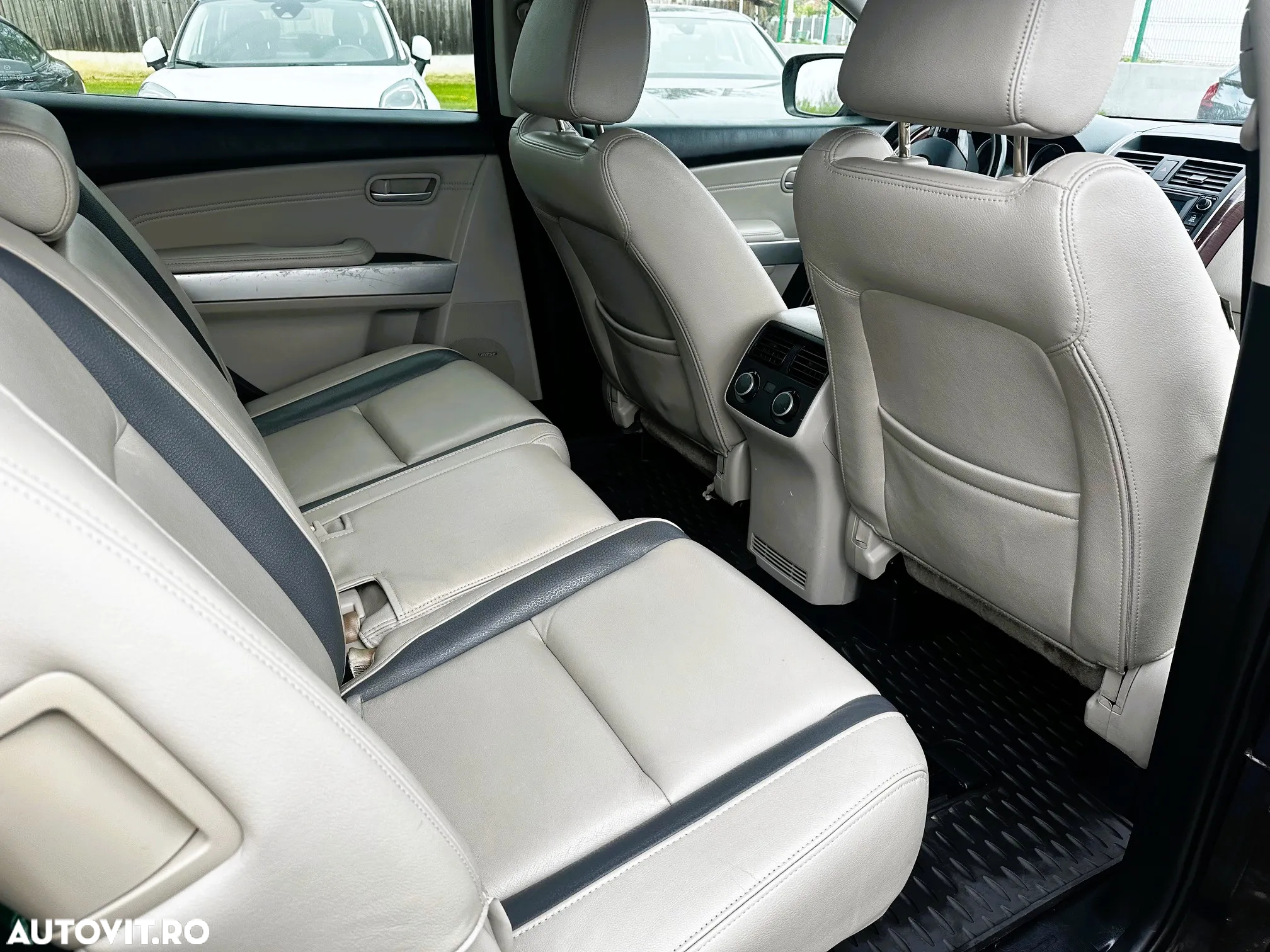 Mazda CX-9 - 5