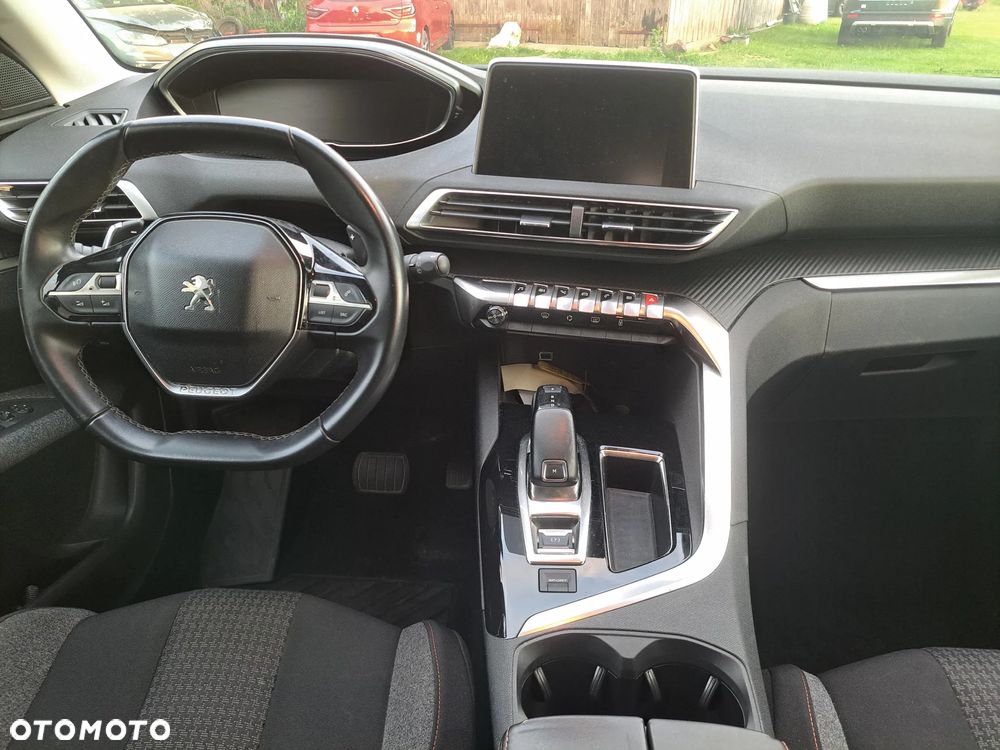 Peugeot 3008 - 9