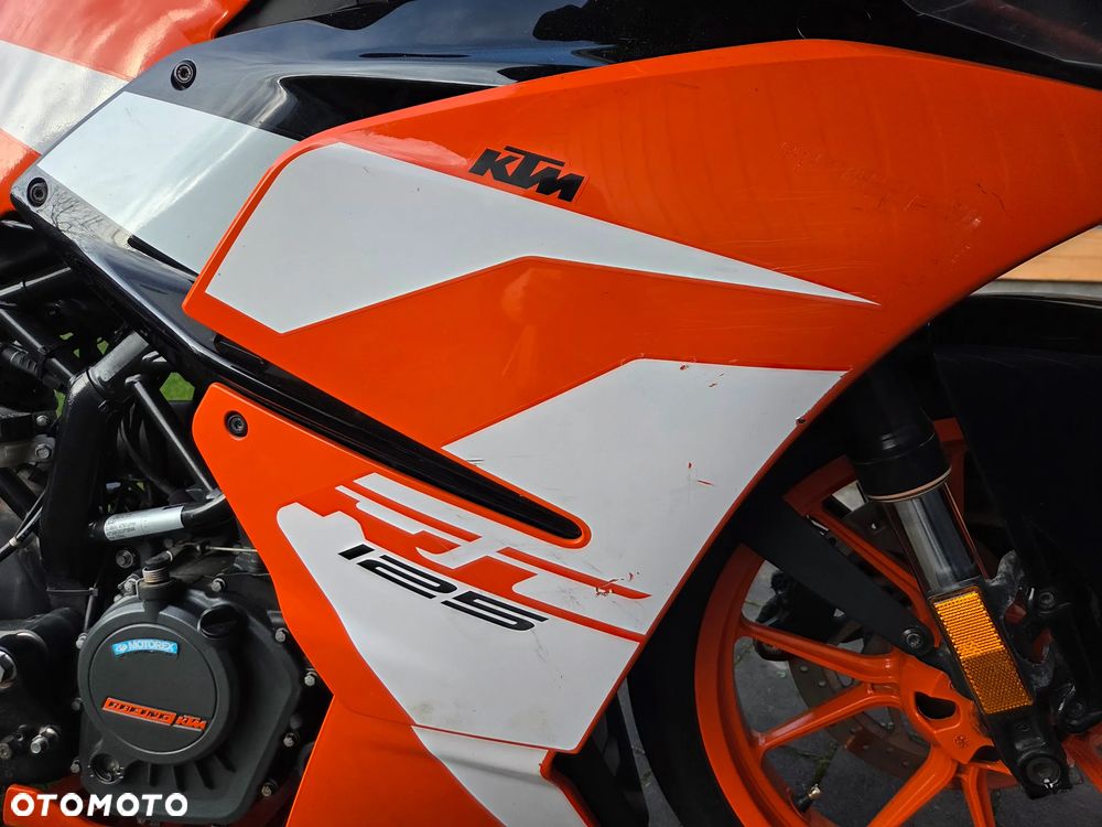 KTM RC 125 - 12