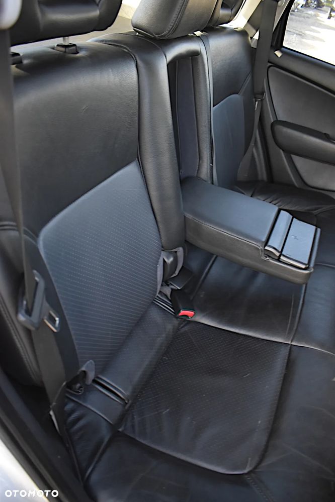 Mitsubishi Outlander 2.4 4WD Automatik Intense - 28