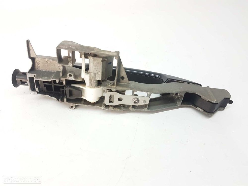 PUXADOR EXTERIOR TRASEIRO ESQUERDO PEUGEOT 3008 SPORT PACK - 4