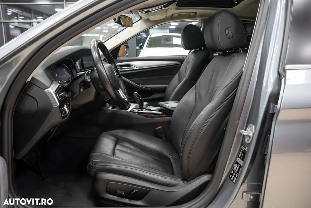 BMW Seria 5 530d xDrive AT - 26