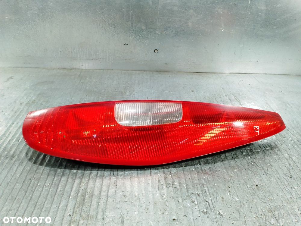 LAMPY TYŁ KOMPLET MITSUBISHI COLT VI MR957373  MR957374 HATCHBACK - 8