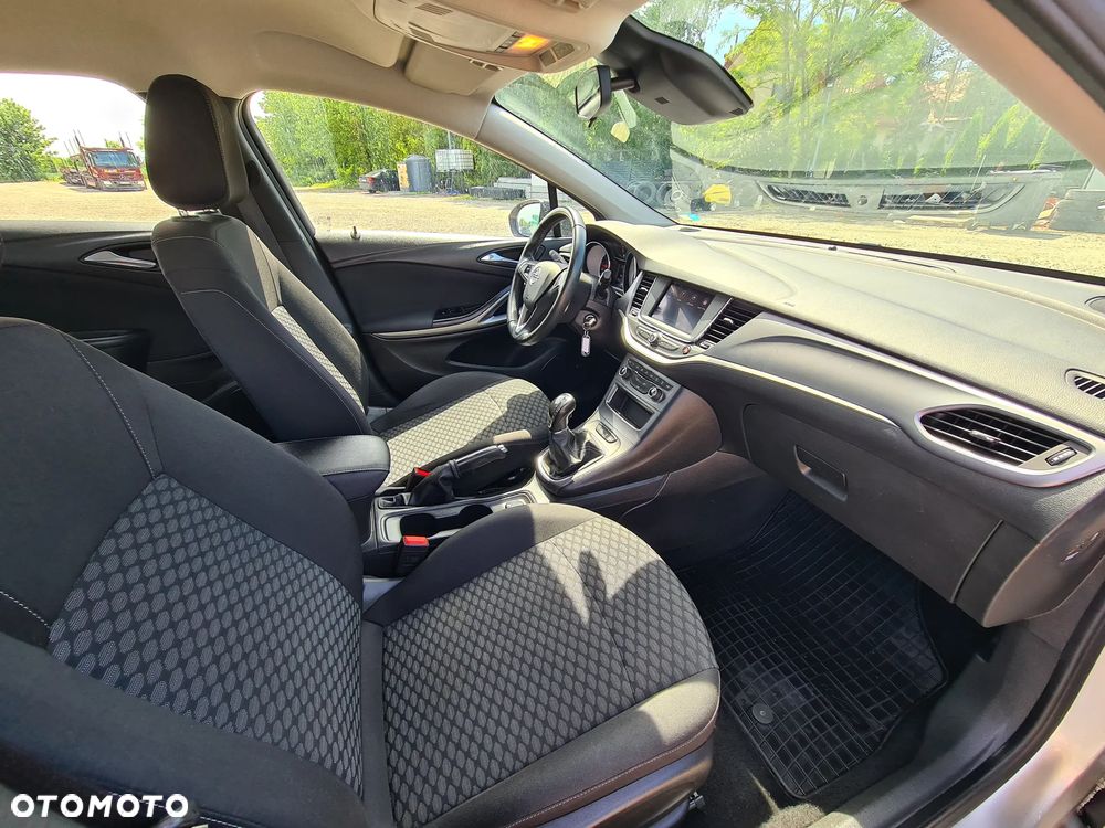 Opel Astra 1.2 T S&S - 28