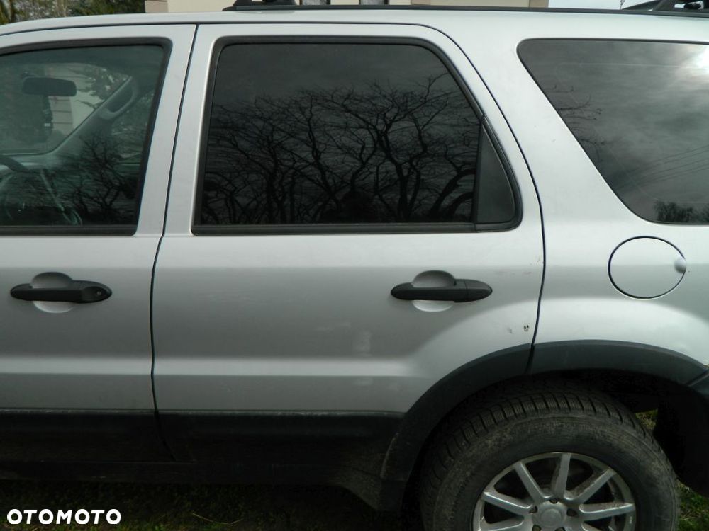 FORD MAVERICK II LIFT na części 2005 rok - 17