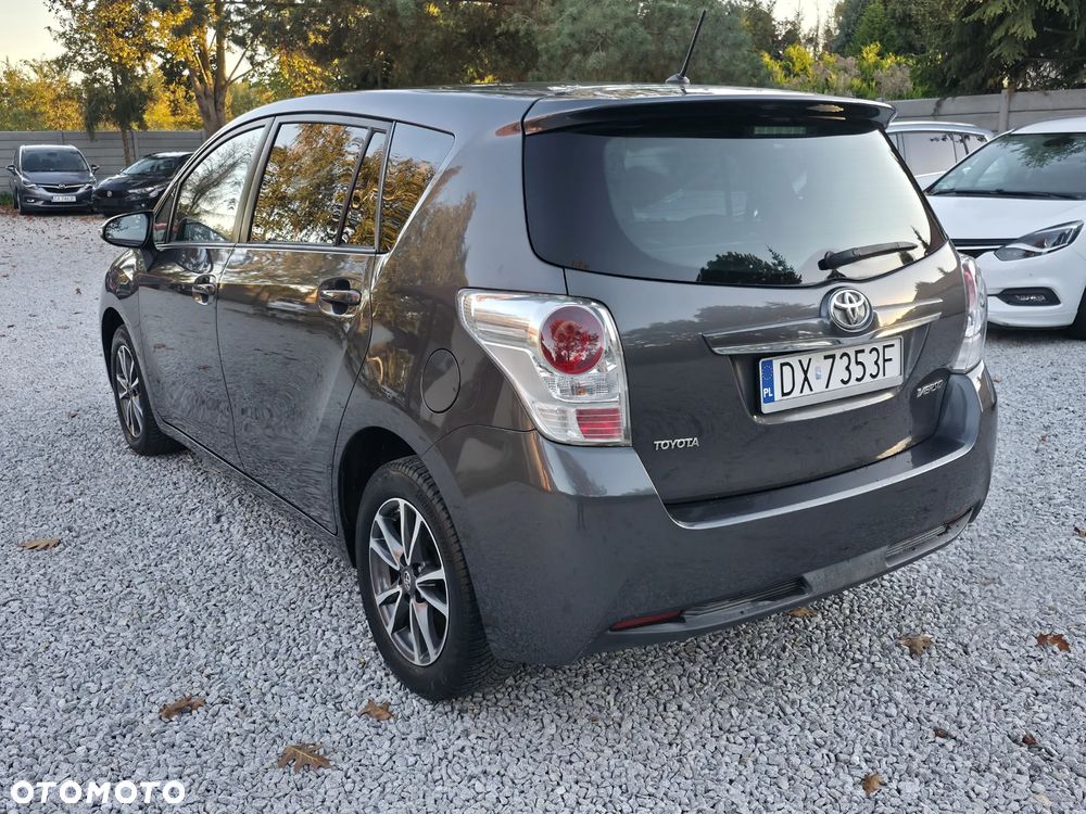 Toyota Verso 1.6 Sol - 4