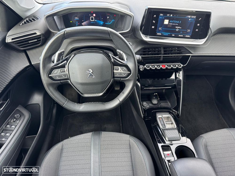 Peugeot 208 1.2 PureTech Allure EAT8 - 19