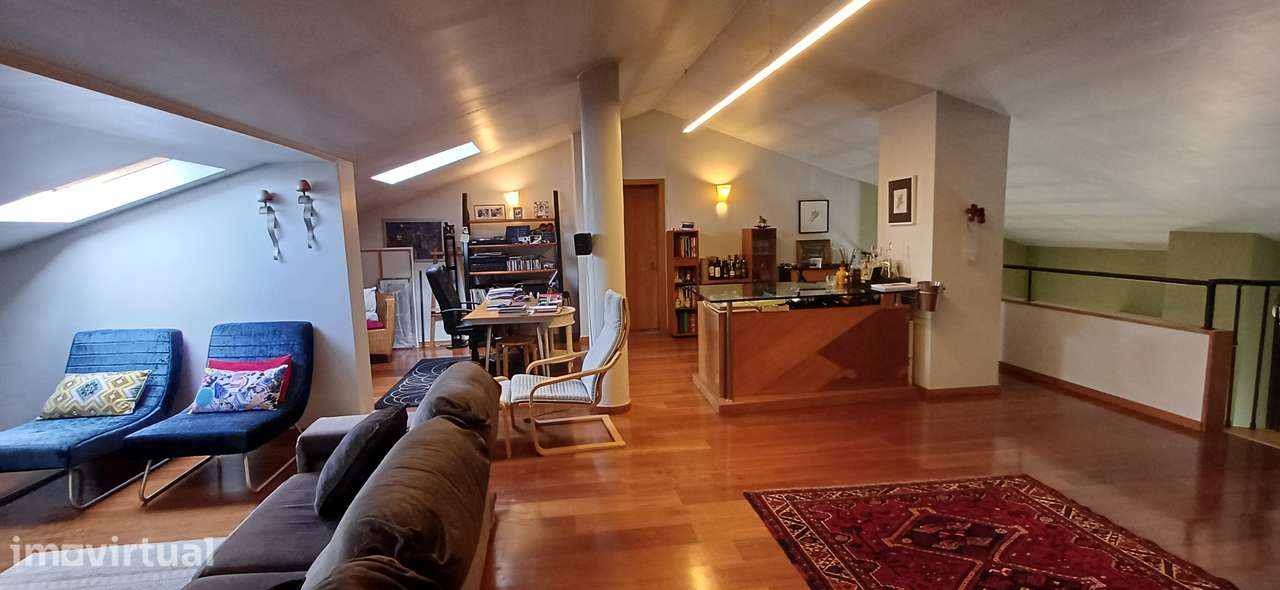Apartamento T3 Duplex com terraço - Grande imagem: 2/22