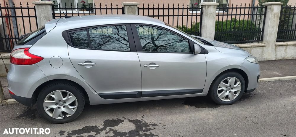 Renault Megane ENERGY dCi 110 Start & Stop Expression - 2