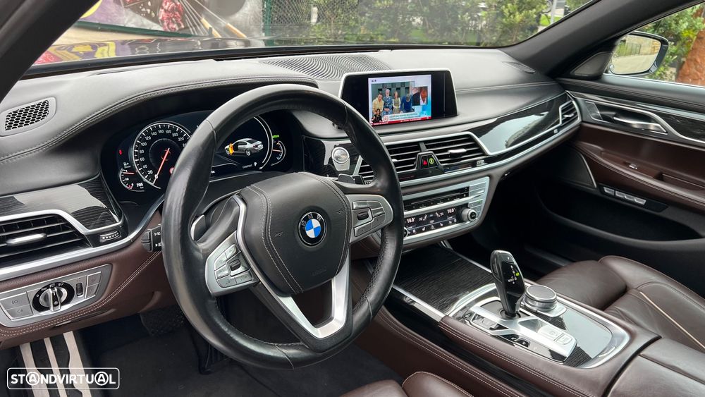 BMW 730 d Pack M - 26