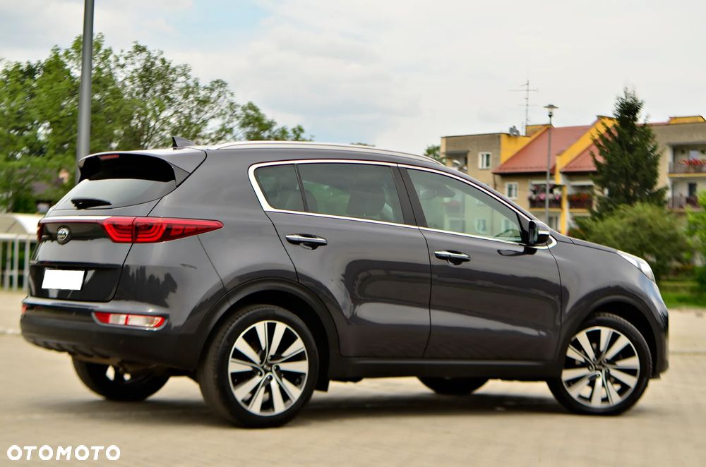 Kia Sportage 1.7 CRDI Business Line L 2WD - 11