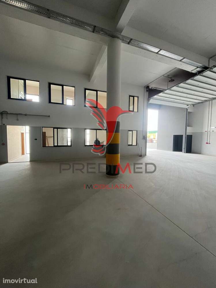 ARRENDAR Armazéns novos zona industrial de Frielas, Lisboa - Grande imagem: 4/15