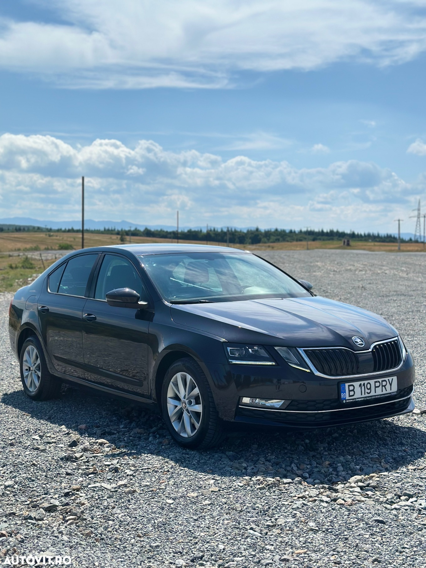 Skoda Octavia 1.6 TDI DSG Ambition - 2