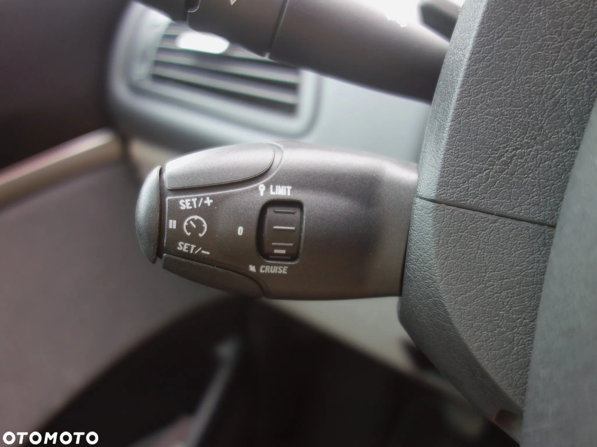 Peugeot 807 HDi 135 Family - 19
