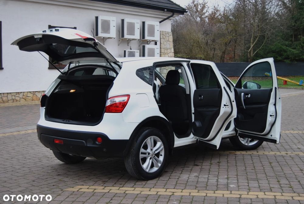 Nissan Qashqai 1.5 dCi DPF visia - 19