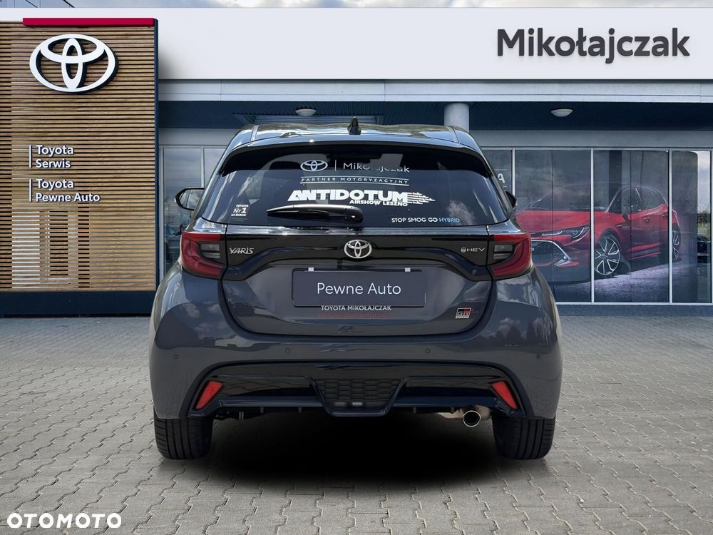 Toyota Yaris - 8