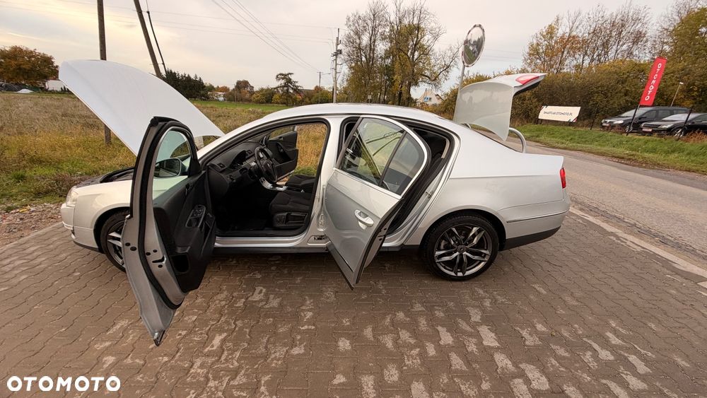 Volkswagen Passat - 8