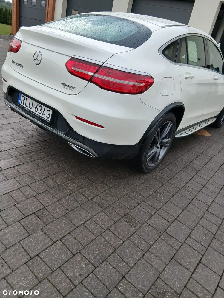 Mercedes-Benz GLC 220 d 4-Matic - 4