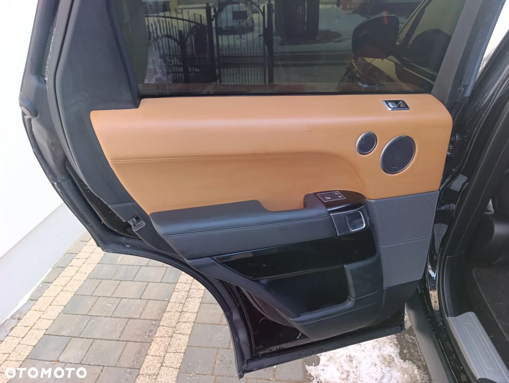 Land Rover Range Rover Sport P575 5.0 V8 SVR Carbon Edition - 23