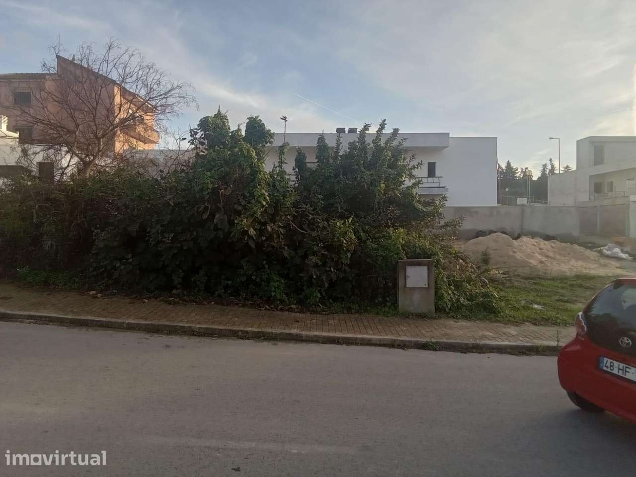 Terreno na Sobreda - Grande imagem: 2/14