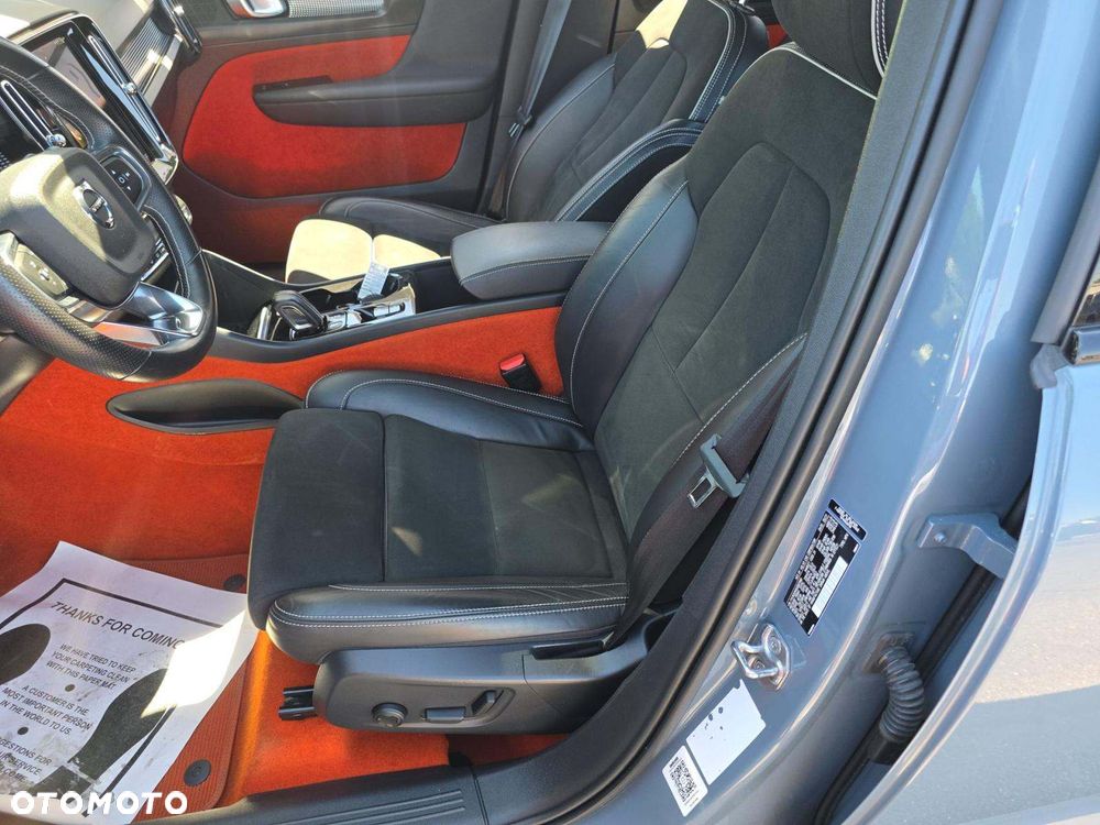 Volvo XC 40 T5 AWD R-Design - 6