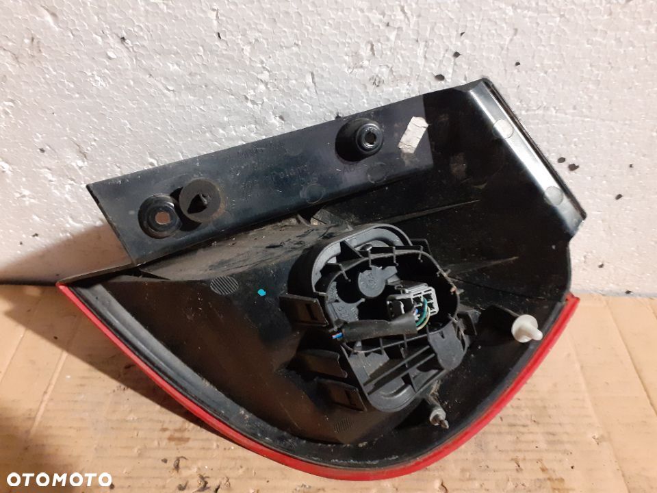 LAMPA TYŁ TYLNA LEWA MITSUBISHI COLT CZ VI ORYGINAŁ - 4