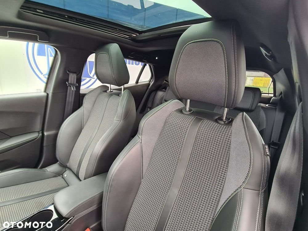 Peugeot 2008 1.2 PureTech GT Line S&S EAT8 - 30