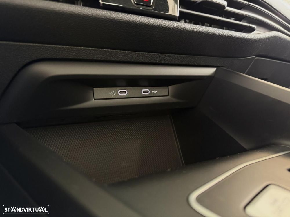 VW Golf Variant 1.0 TSI Confortline DSG - 41